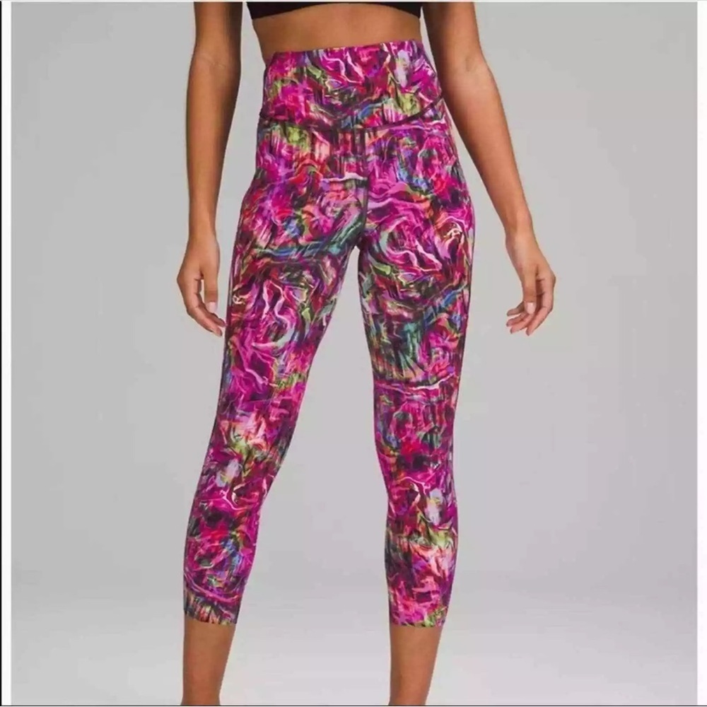 NWOT- Lululemon Base Pace High Rise Running Tight 25” Size 0 Hyper Flow